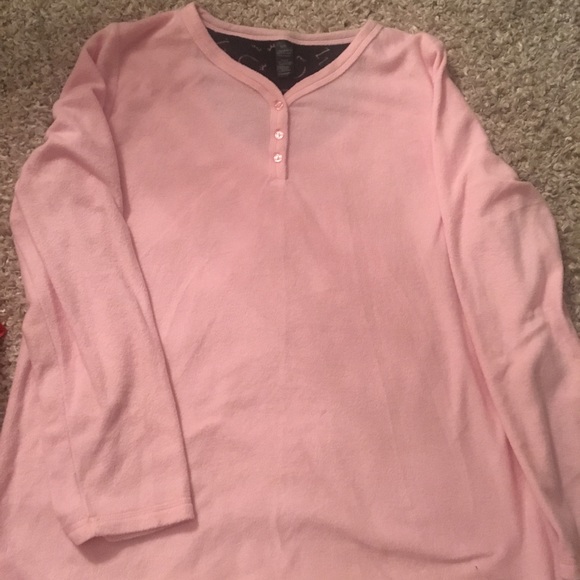 Night shirt - Picture 1 of 2